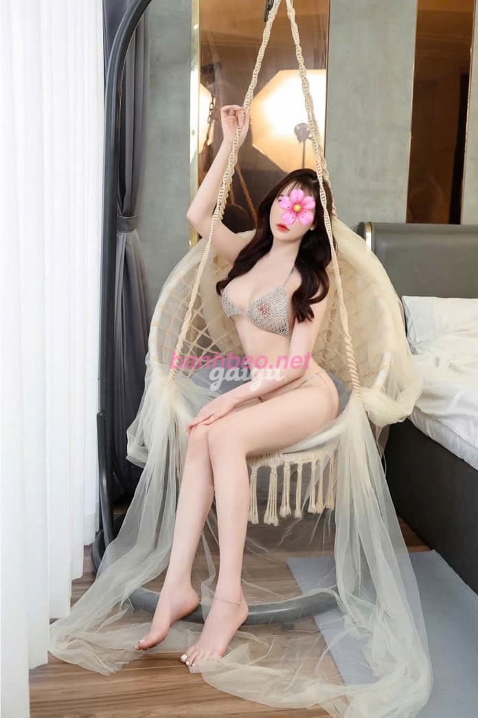 HOTTEEN LINH NHI 2K2 BABY HÀNG CAO CẤP CHIỀU KHÁCH LÀM TÌNH DÂM