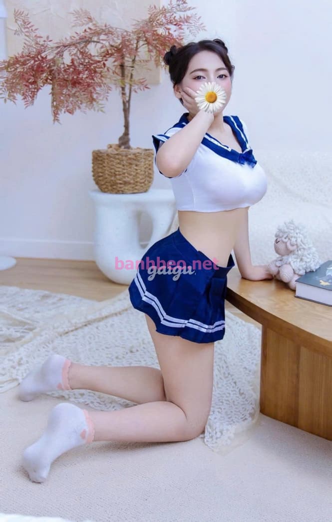 2k7 BÉ CHÍP _EM GÁI NON TƠ HÀNG MỚI LỚN - ĐAM MÊ TÌNH DỤC - ĐIỆN NƯỚC LÊNG LÃNG - 0779998643