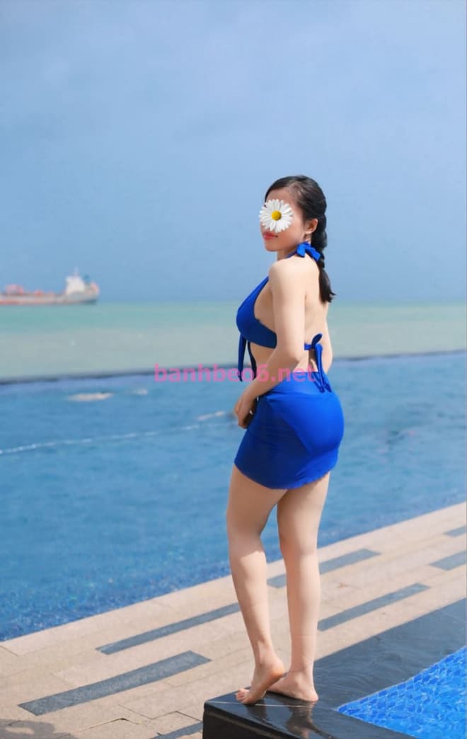 Diệu Nhi_ Gái xinh chiều khách, làm tình cực phê