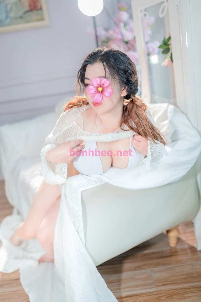 DIỄM MY_ XINH DÂM TÌNH CẢM NHƯ NY