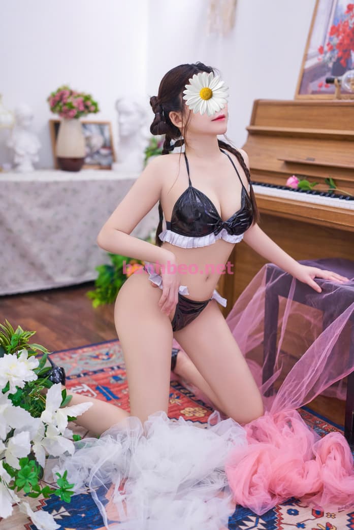 NGỌC LY CỰC PHẨM GÁI XINH BODY CHUẨN ĐẸP TÌNH CẢM ƯỚT ÁT SIÊU CHIỀU KHÁCH