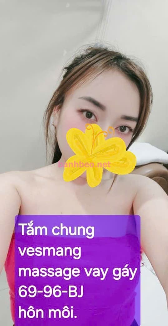 QUỲNH NHI XINH NGOAN NGON 