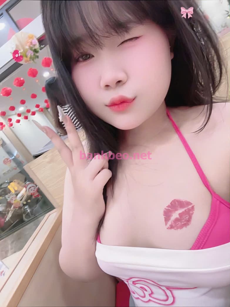 Bé Sam 2k7 _body múp cưỡi ngựa mút môi phê lòi, rất dâm và chất lượng