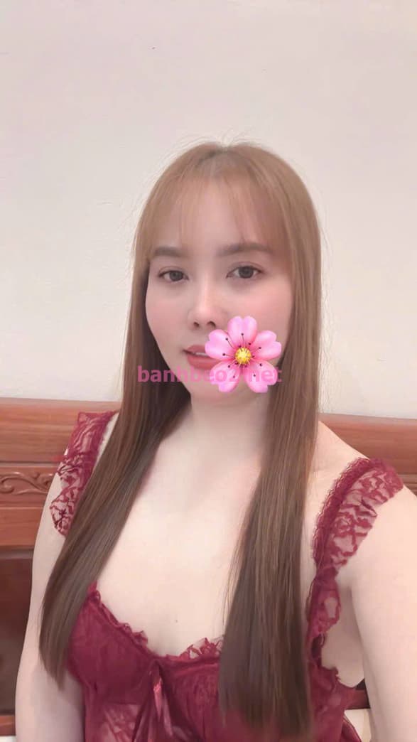 CÓ VIDEO SEXY NGỌC ANH XINH XẮN LIẾM CU ĐÁ BI GOGGY VÚ KẸP XÚC XÍCH RẤT DÂM NHƯ PHIM SEX MỸ RẤT CHIỀU KHÁCH