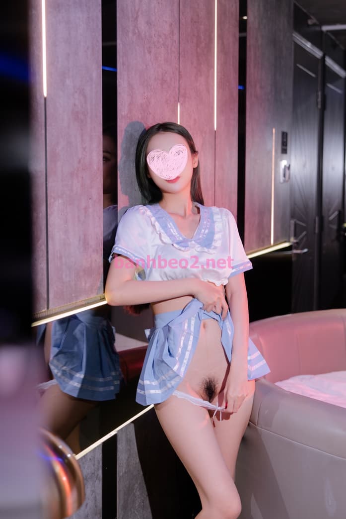 Bé Như Sinh Viên Mới Vào Nghề