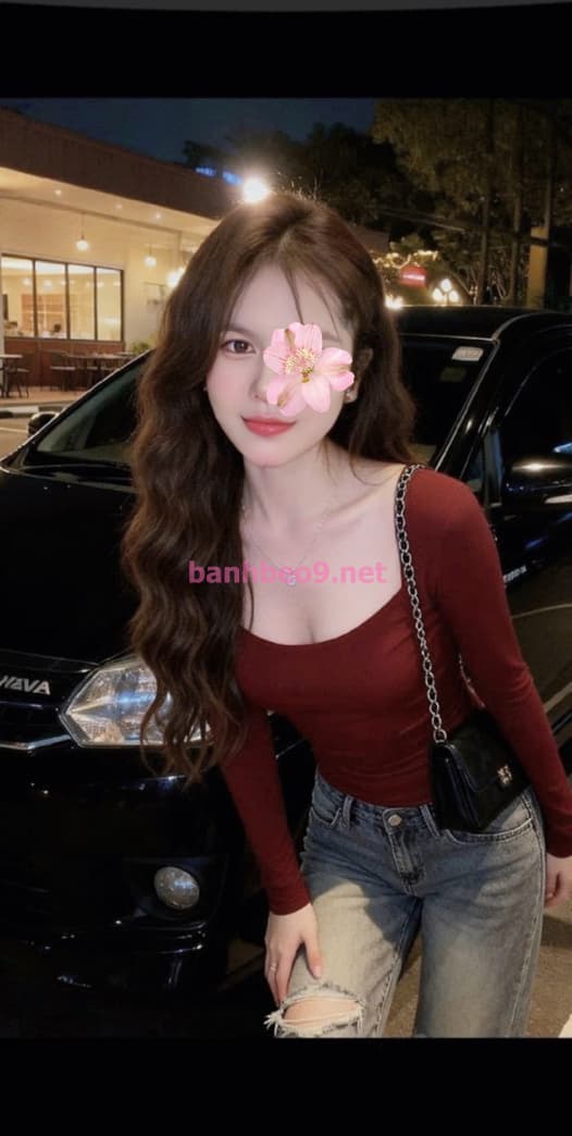 NEW HOTGIRL - DIỄM MY MÔNG BỰ DOGGY BAO PHÊ