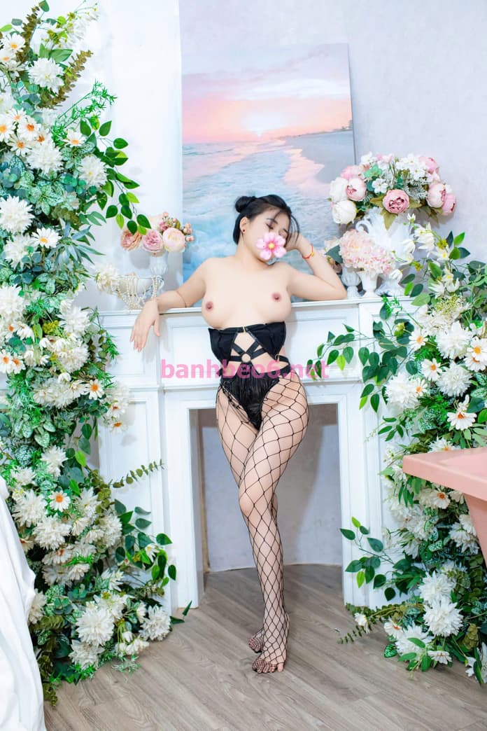 Kiều nhi 🌺 XINH dâm chiều khách 🌺 khách hàng là thượng đế 