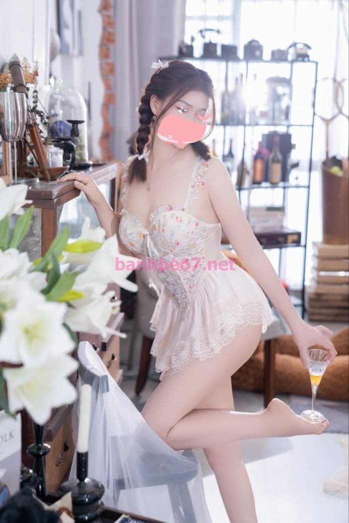 Bé Loan- em hàng nóng hổi, thơm ngon!!! 
