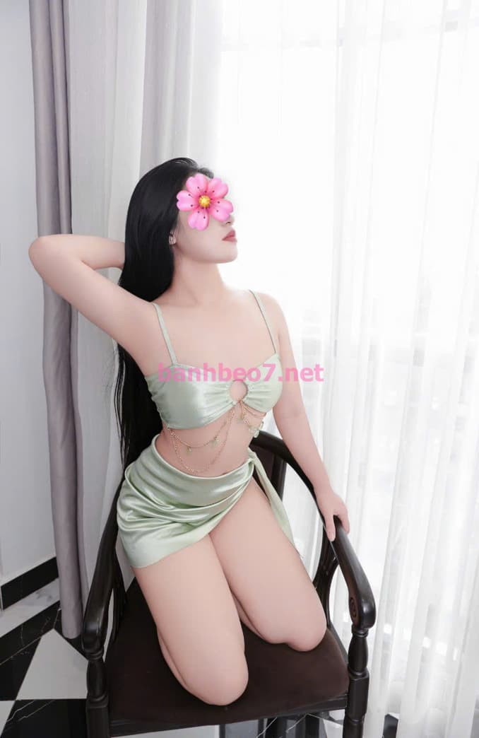 ❤️ QUỲNH CHI 2002 ❤️ HÀNG NGON-LỒN BÓT-BODY HẤP DẪN