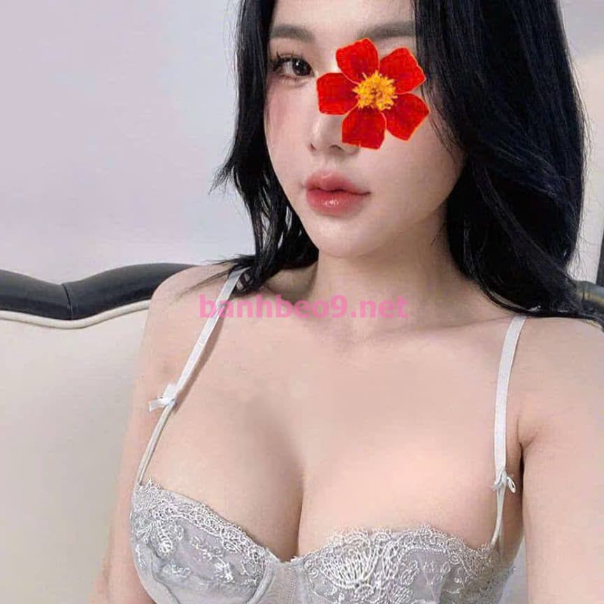 ⭐💯 Bé Kẹo 💯⭐ VÒNG 1 ĐẸP TỰ NHIÊN 100%  - BODY GYMER - NHIỆT TÌNH - ĐẶC BIỆT BÚ CU GIỎI