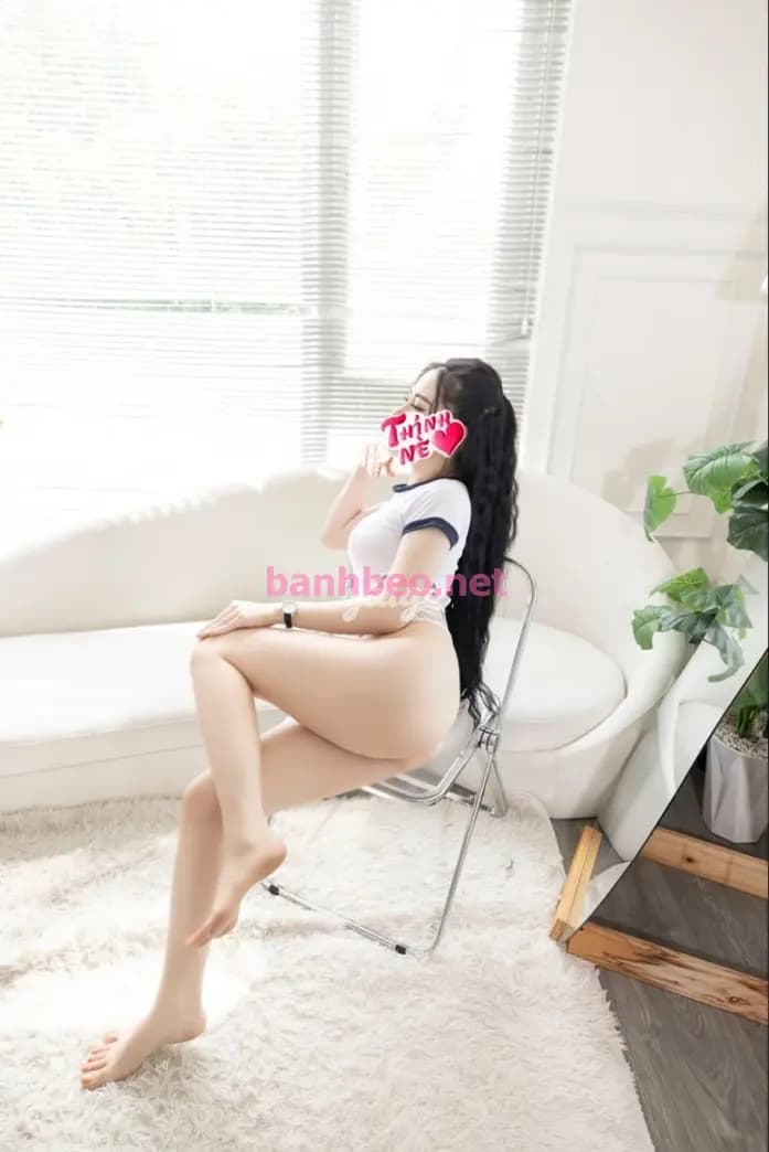 NGỌC TRINH, DA DÁNG NUỘT NÀ